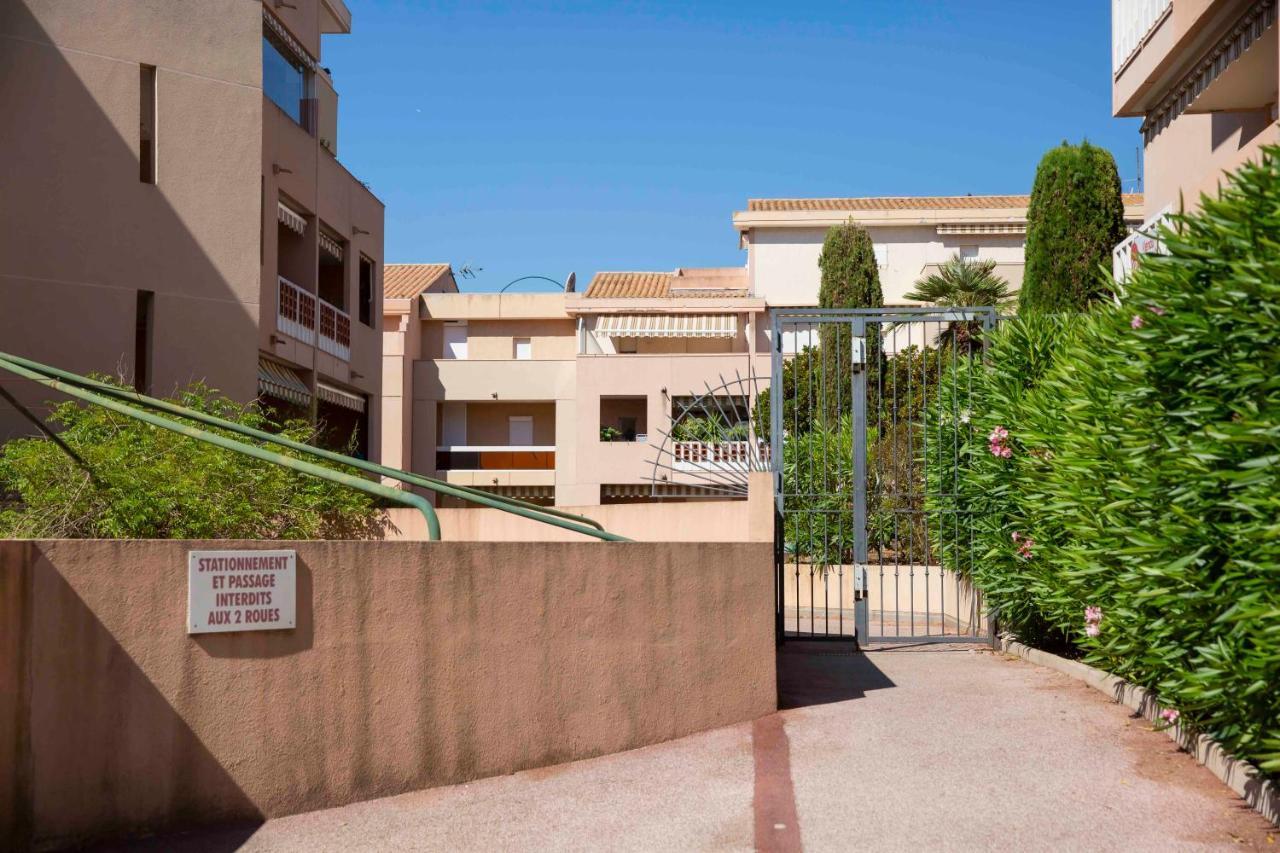 Le Ptit Max Centre Ville - Terrasse Sainte-Maxime Exteriér fotografie